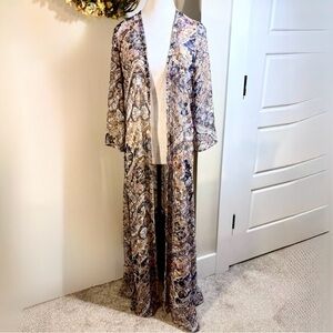 Show Me Your Mumu Karmyn Semi-Sheer Duster Kimono in Bombshell Babes Print~S💚